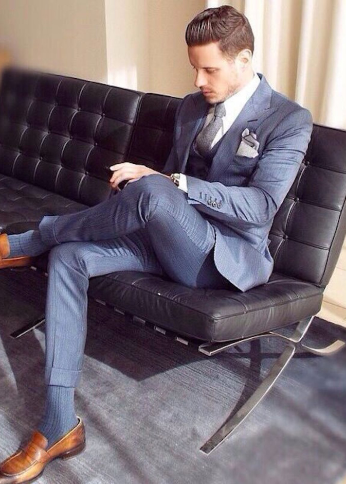 كلسات بلون البدلة لستايل انيق 