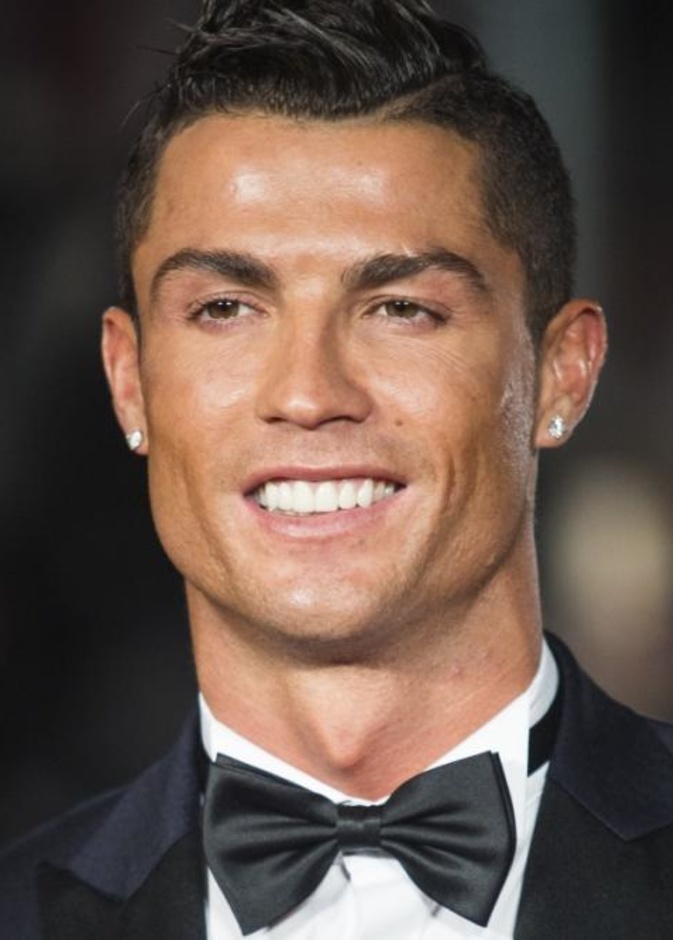 كريستيناو عاشق العارضات