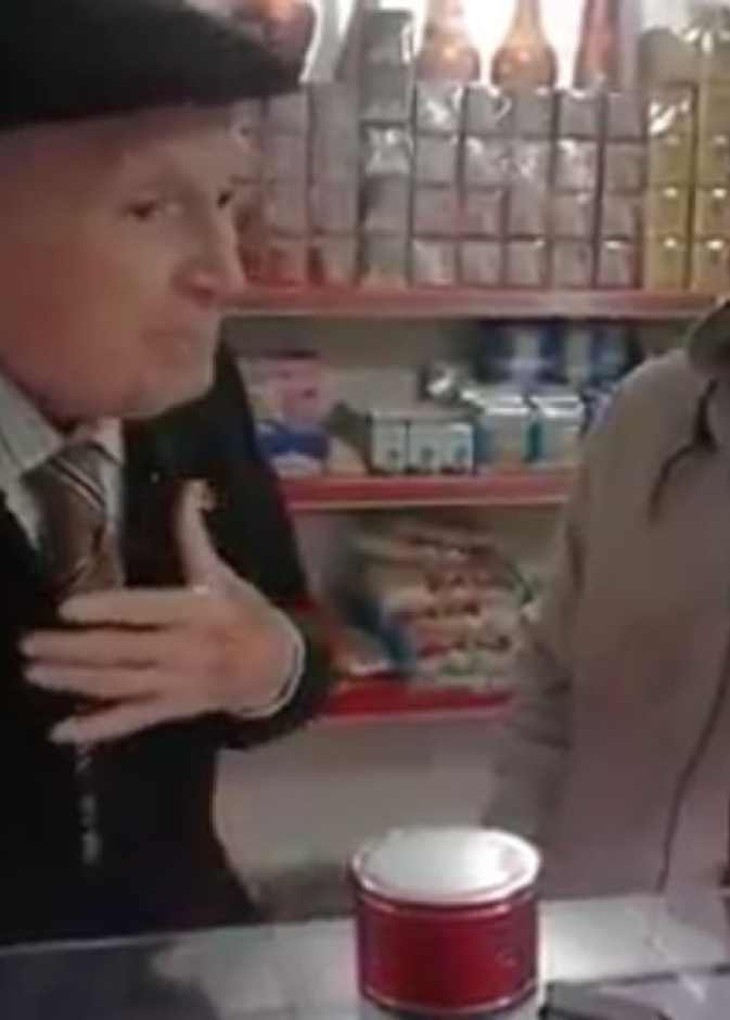 ثمانيني أسباني يبكي حين سمع القرآن