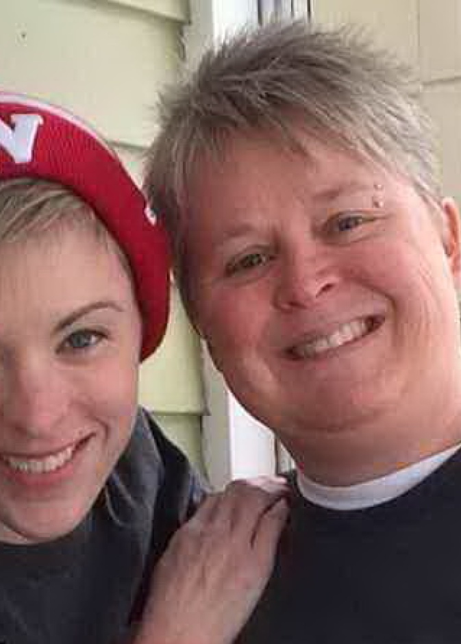 نمر يفاجئ امريكية في منتجع طبيعي