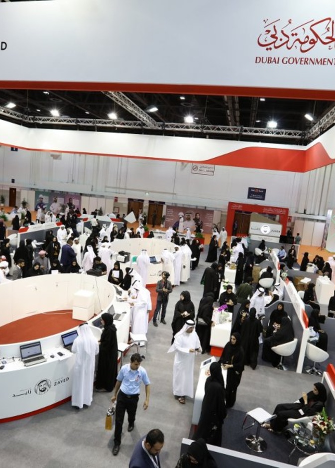 الاتصالات والتقنية والإعلام الأكثرا طلبا بين الإماراتيين الباحثين عن عمل