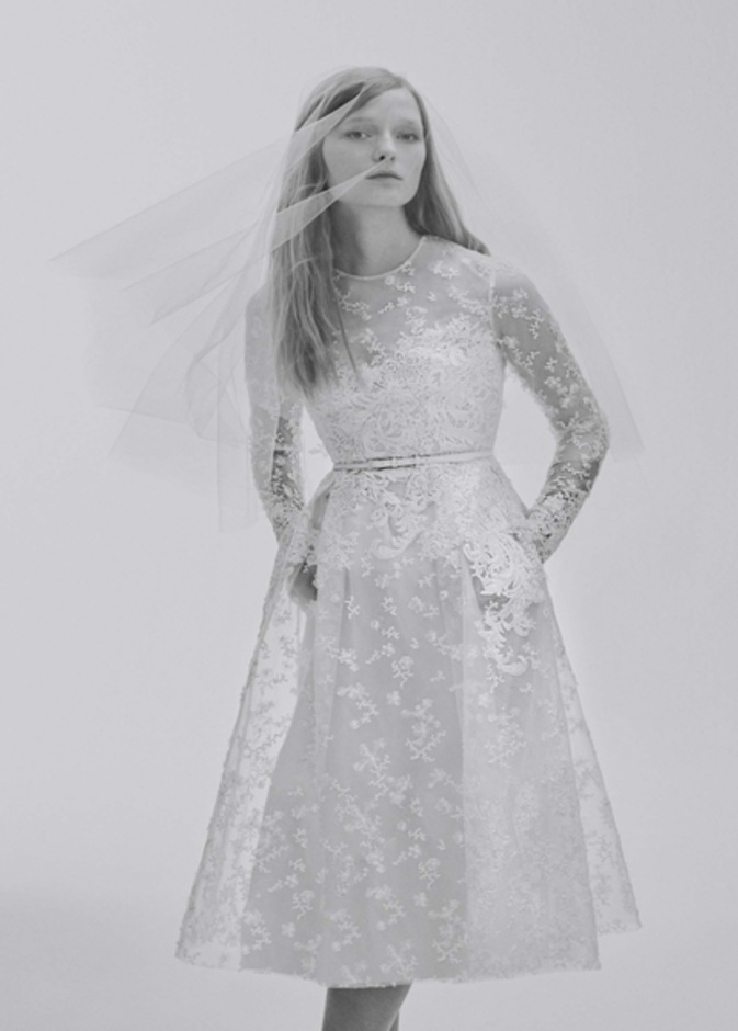 فستان عرس قصير من ايلي صعب Elie Saab