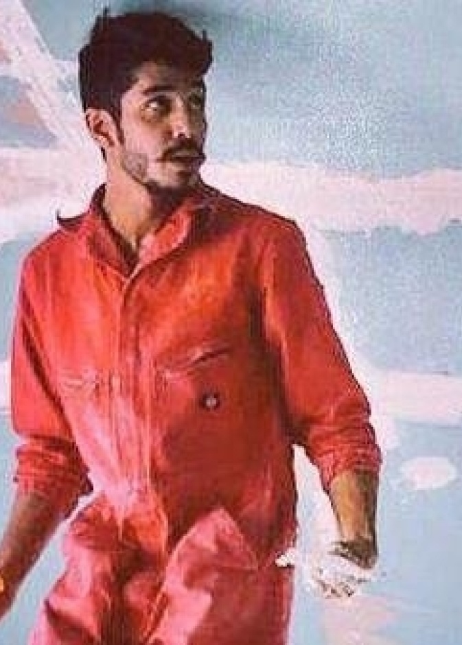 الشاب عبدالعزيز الشعيبي يبني منزله بيده