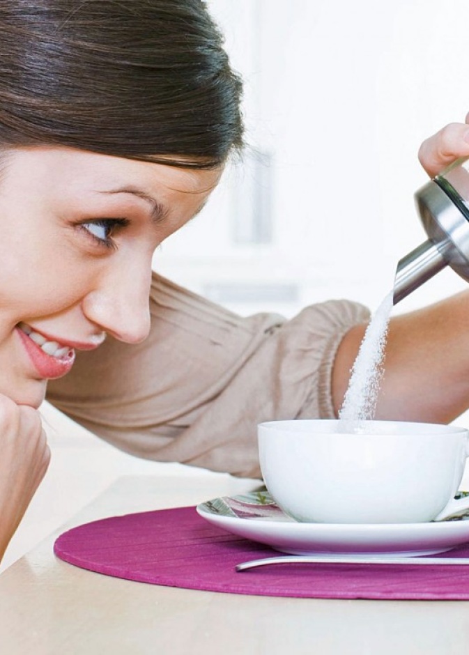 زيادة إستخدام السكر الطبيعي والمحليات الصناعية تسبب الأمراض