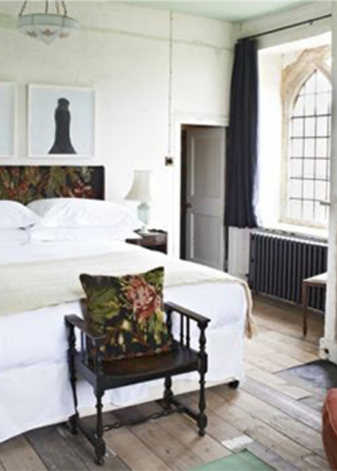 الأثاث العتيق