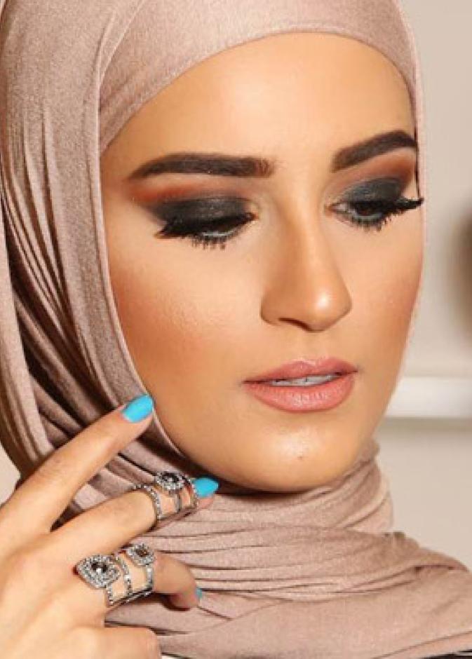مكياج سموكي من دلال الدوب