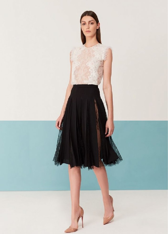 احدى التصاميم العصرية من المصممة هنيدة صيرفي