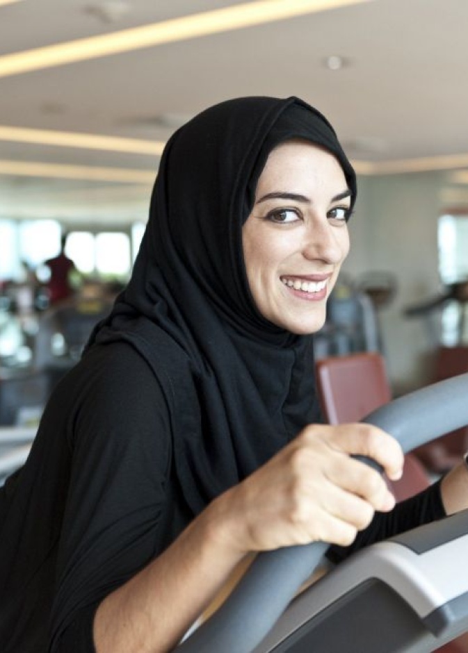 يجمع الخبراء على اهمية ممارسة النشاطات الرياضية للمحافظة على الوضع الصحي السليم و على توازن الوزن في حالة السمنة