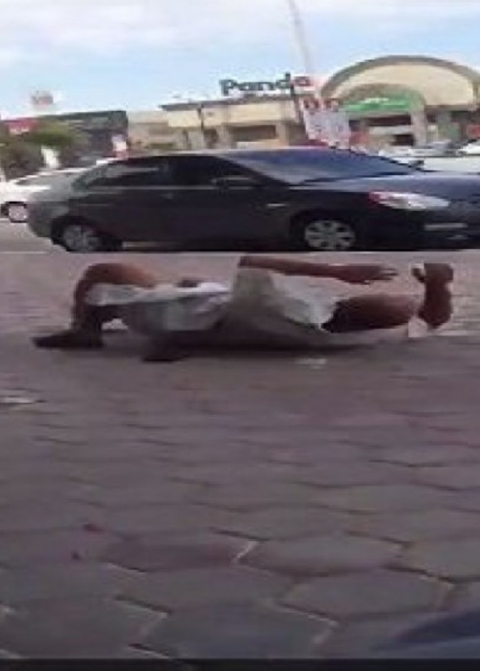 لحظة سقوط المسن