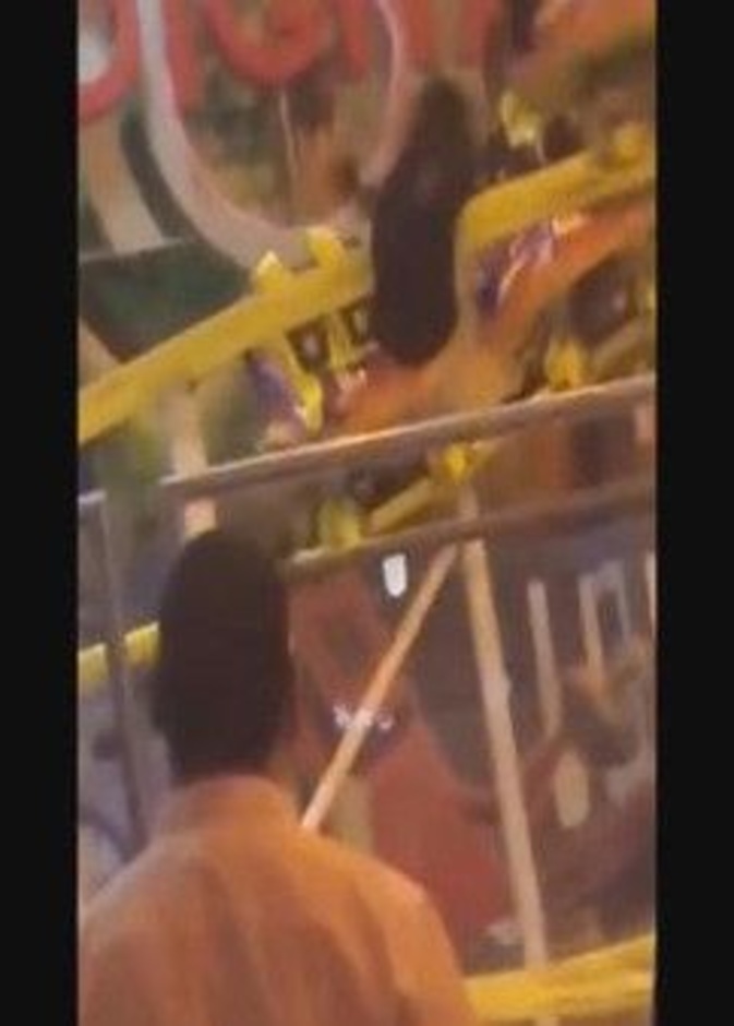 لحظة سقوط السيدة