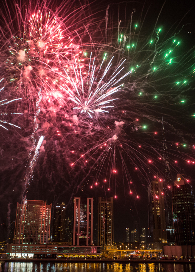 عروض الألعاب النارية