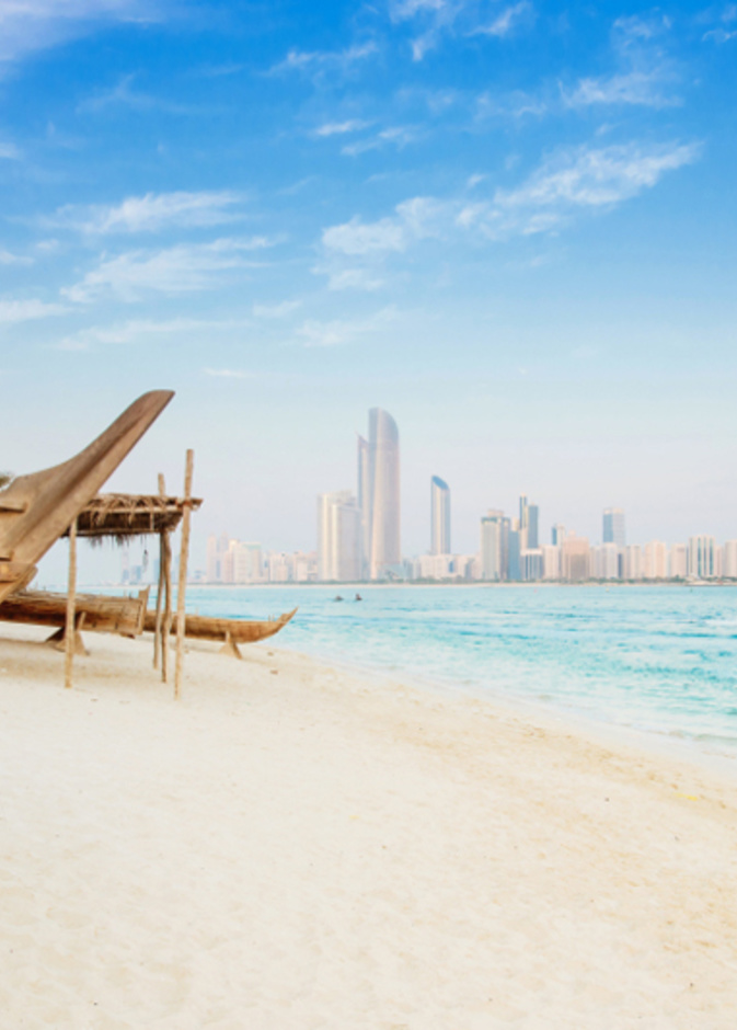  شواطئ أبوظبي جاهزة لاستقبال روادها في عيد الأضحى المبارك