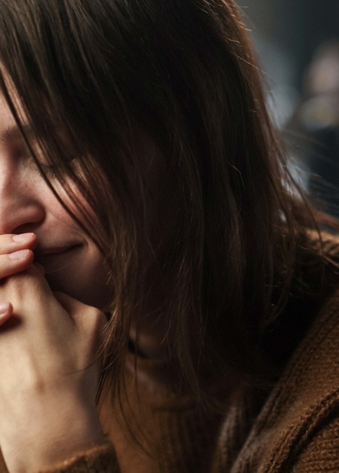 الحزن وفقدان الشعور بذات من علامات العلاقة السامة مع شريك الحياة