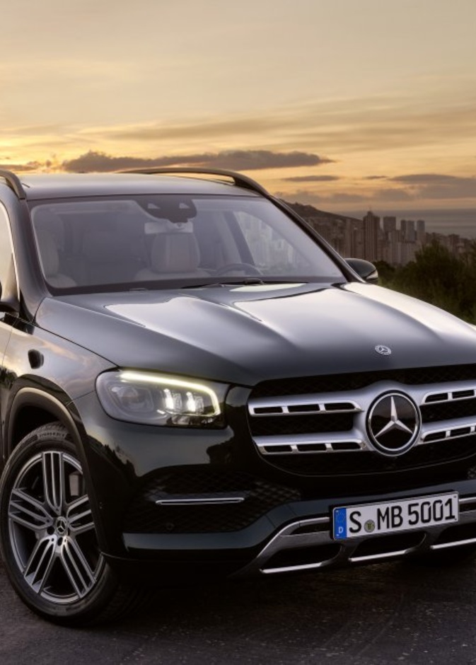 مرسيدس-بنز GLS الجديدة الفئة-S من سيارات الدفع الرباعي 