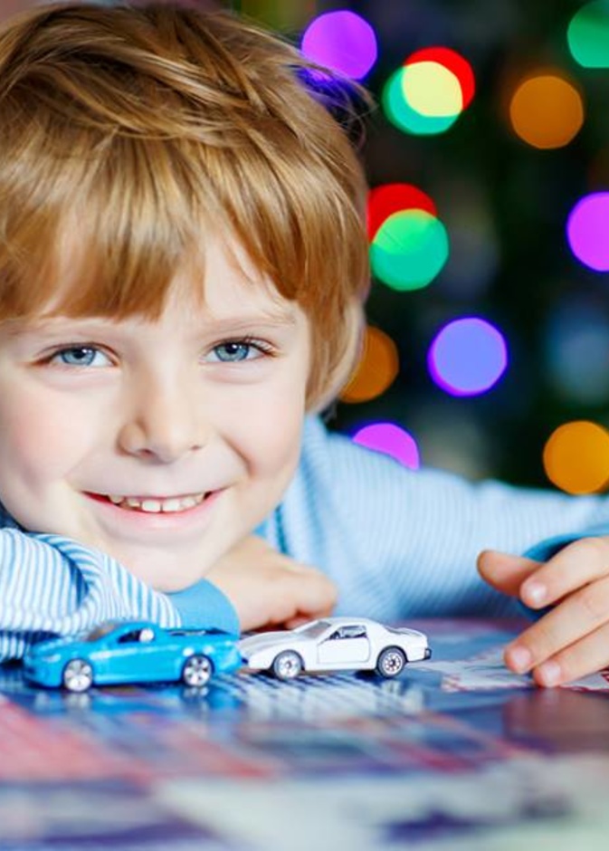 الطفل الوحيد .. كيف يكون سعيداً؟