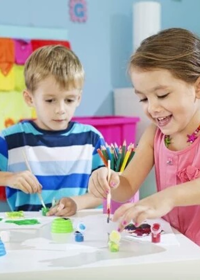 اﻷطفال واللعب