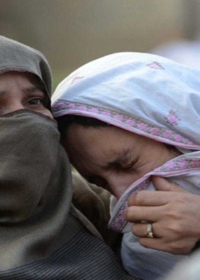 ام تقتل ابنتها المراهقة بسبب زواجها ممن احبته وتزوجته دون موافقتها