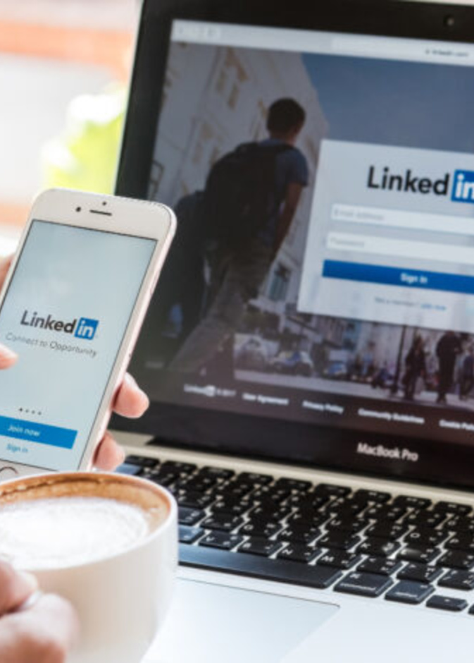 LinkedIn يتيح تحميل مقاطع صوتية لإخبار الأشخاص بكيفية نطق اسمك