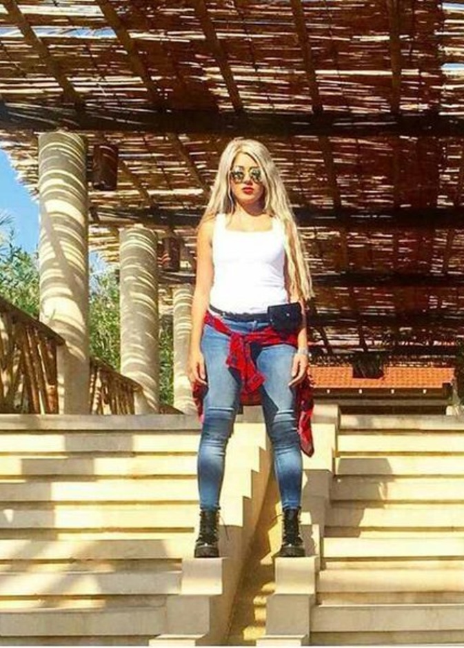 سارة سلامة تدين بنصف شهرتها لصورها المثيرة