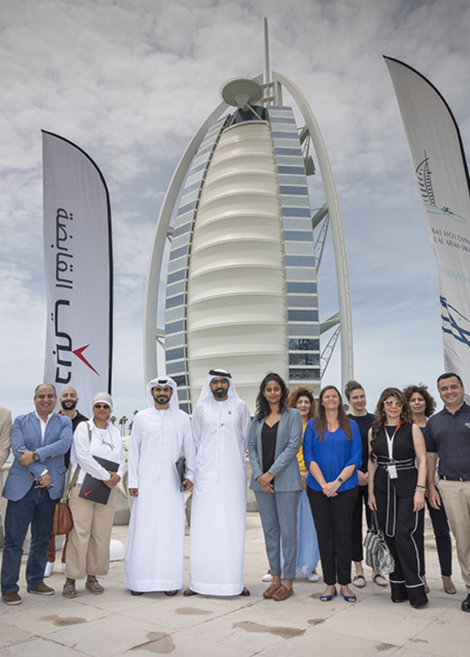 عودة سباق "دبي القابضة للسباحة حول برج العرب" بمشاركة 600 سبّاح