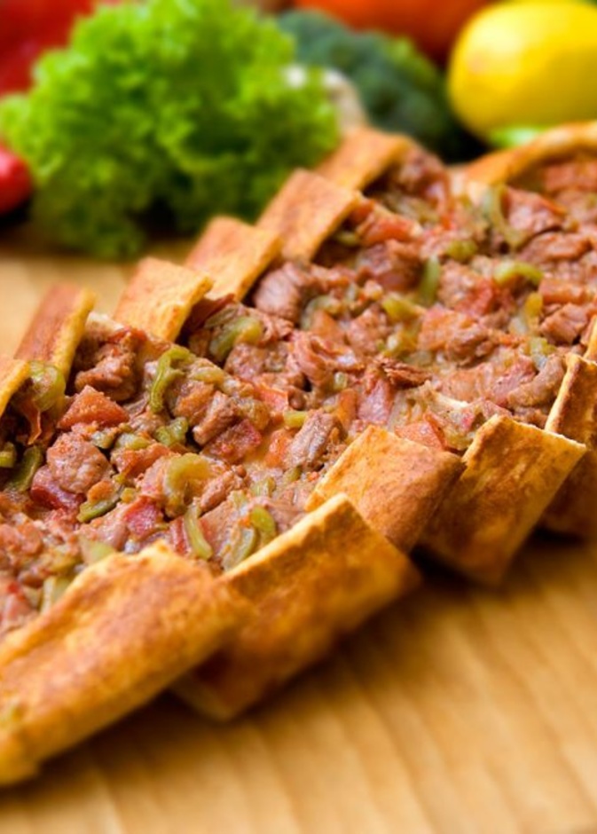 الـpide التركية التقليدية