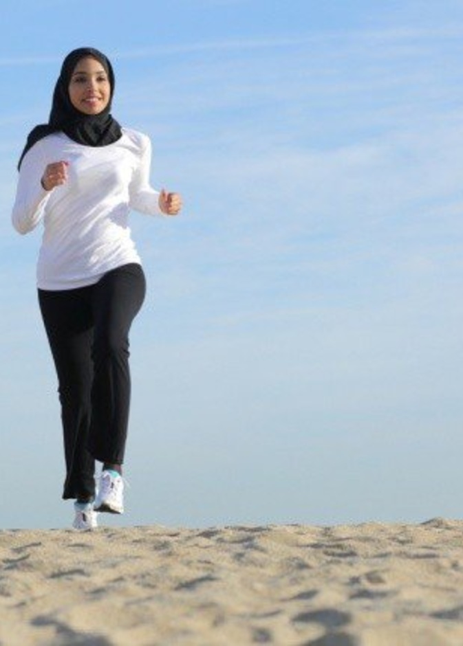 جامعة نوره تعزز رياضة المشي لطالباتها 