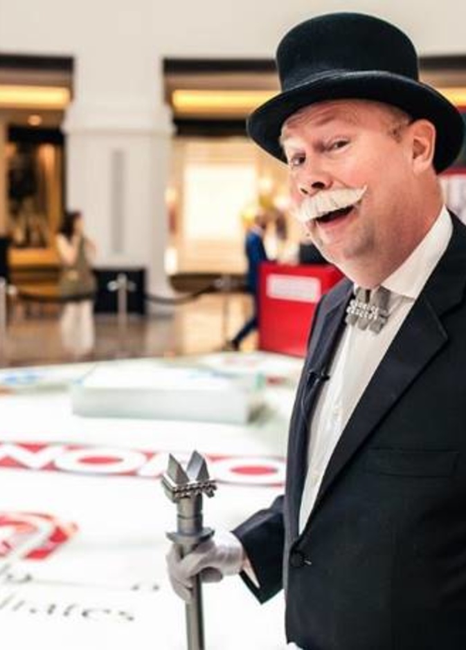 لعبة مونوبولي في مراكز ماجد الفطيم