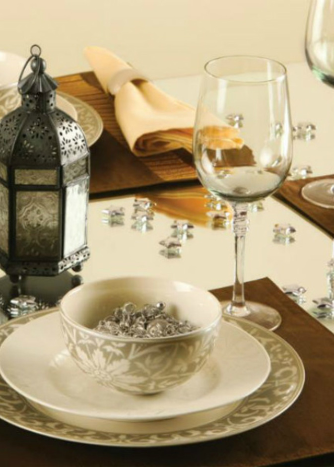 من الكؤوس الكريستالية من هوم سنتر