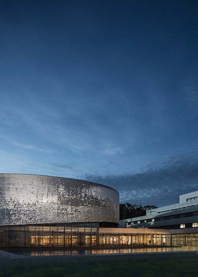 أكبر حوض مائي في أوروبا .. قريباً في لوزان