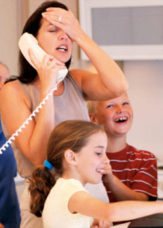 الأعباء اليومية تسبب قلق وتوتر للأمهات