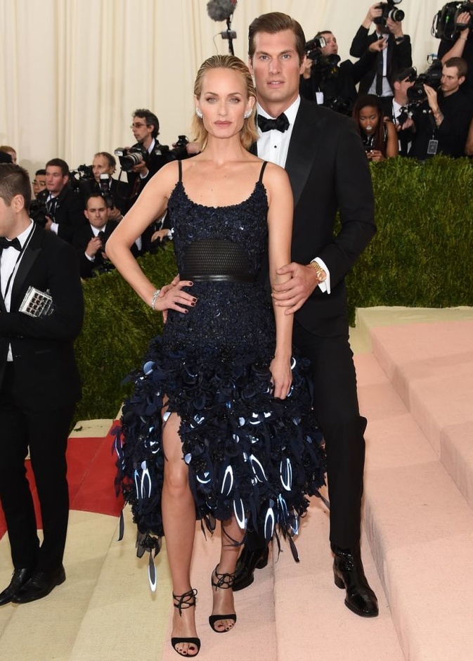 Amber Valetta wearing H&M