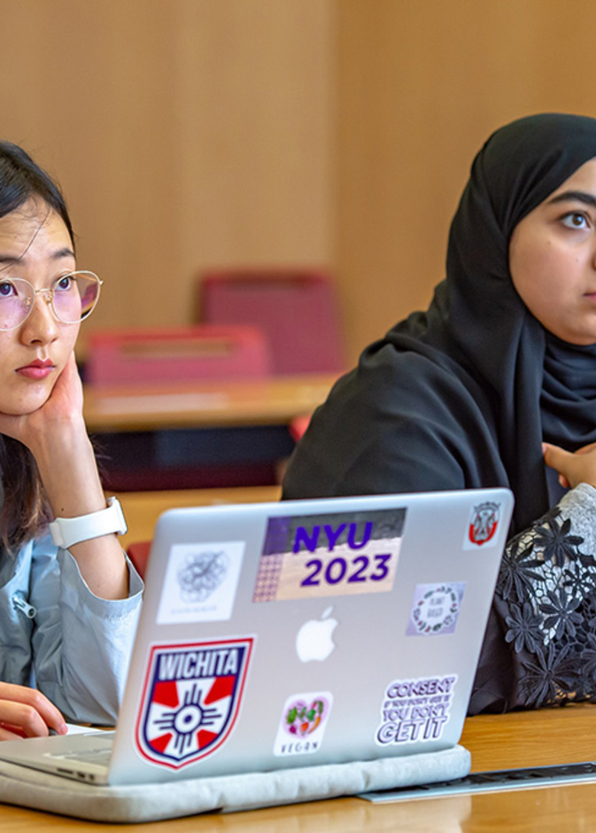 في إطار برنامج "أبوظبي تلهم" فتح باب التسجيل في منافسات الشباب التقنية YouthTech