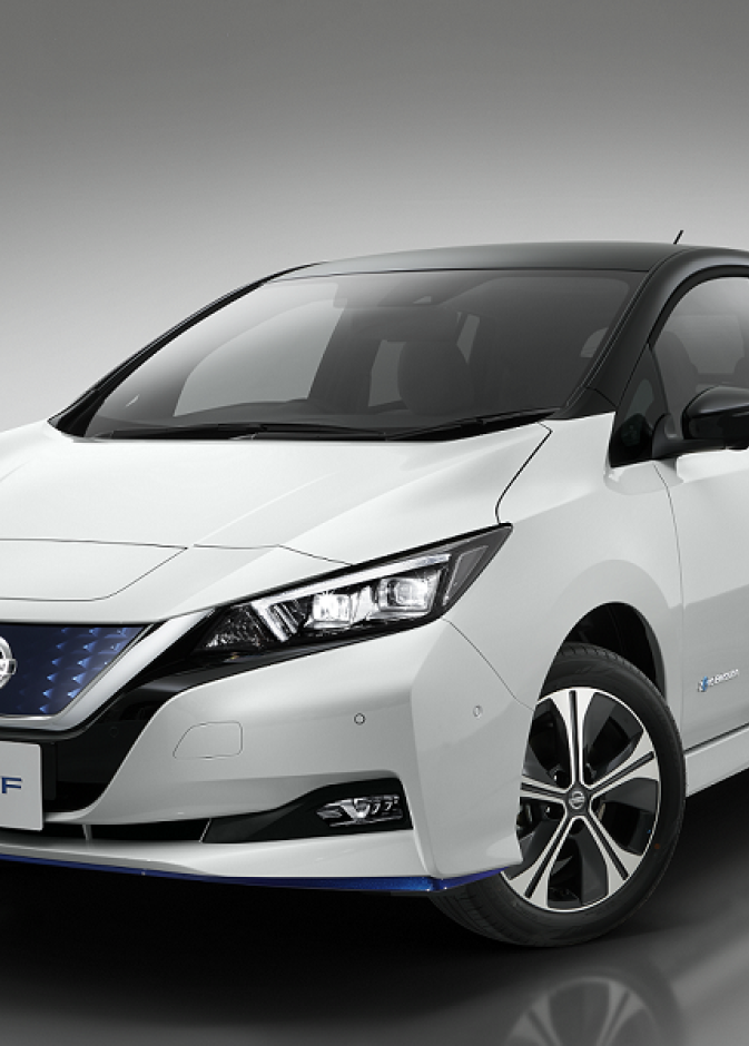 سيارة "ليف إي+" الكهربائية من نيسان