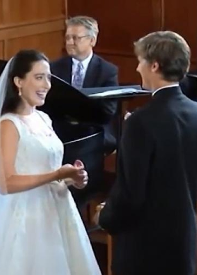 اعلان العريس عن الفاجأة