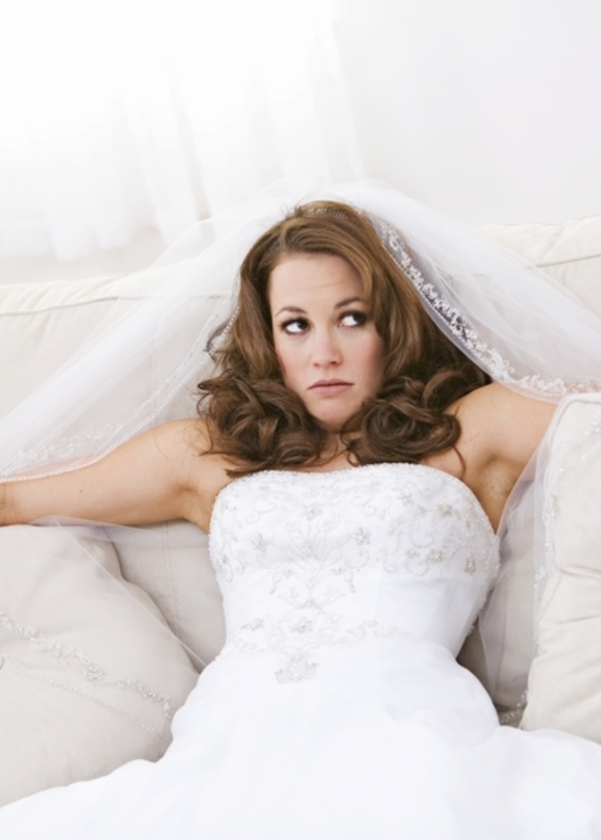 تحضيرات الزفاف قد تكون مجهدة ومتعبة لذا على العروس ان تقوم بتعديل نظامها الغذائي وتناول اطعمة تحسن مزاجها