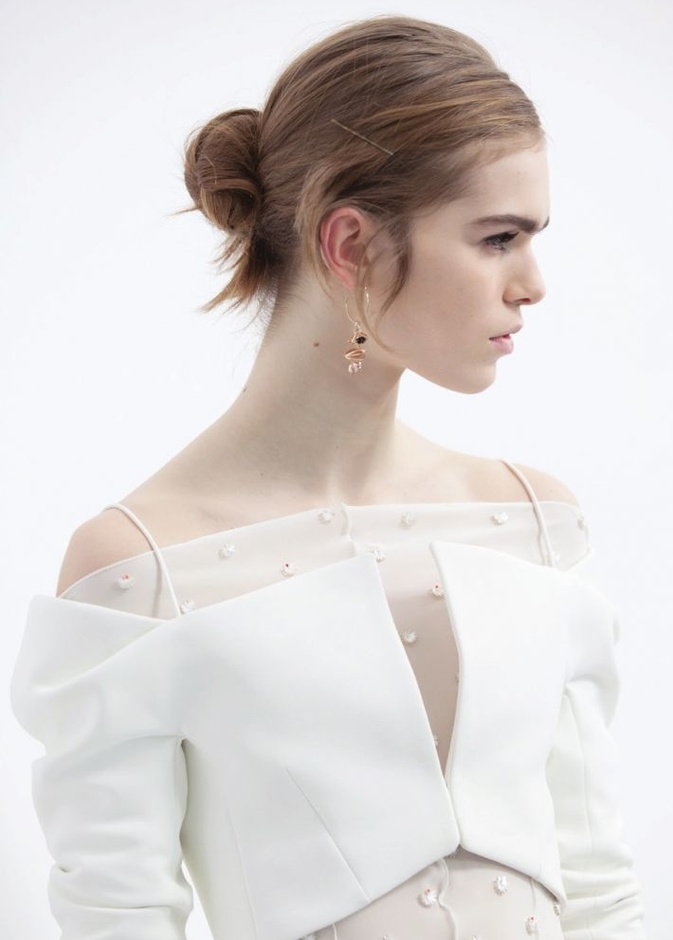 كواليس تصوير الإطلالة 11 من مجموعة Dior للأزياء الفاخرة لربيع وصيف 2016