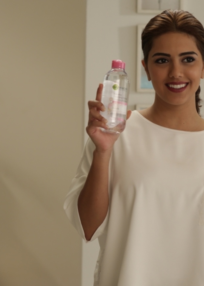 نظفي بشرتك بخطوة واحدة مع Micellar Cleansing Water من Garnier 