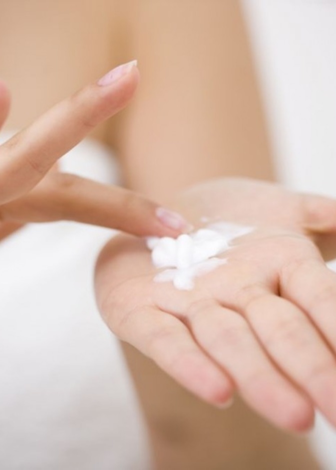 تبييض اليدين خطوة ضرورية هذا الشتاء