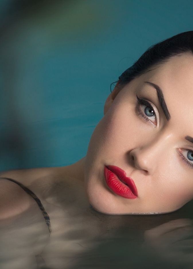 مكياج تحت الماء !