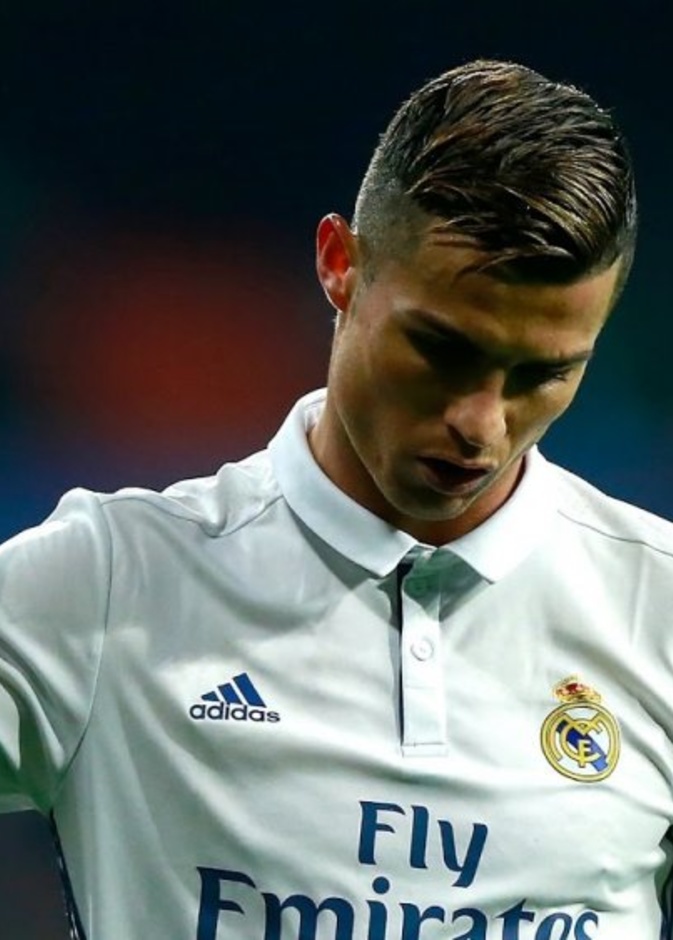 كريستيانو رونالدو يتهم رئيس نادي ريال مدريد بخداعه