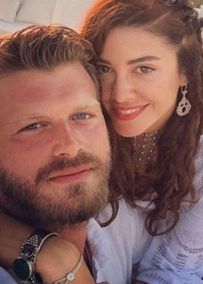 كيفانج بصحبة حبيبته باشاك ديزار