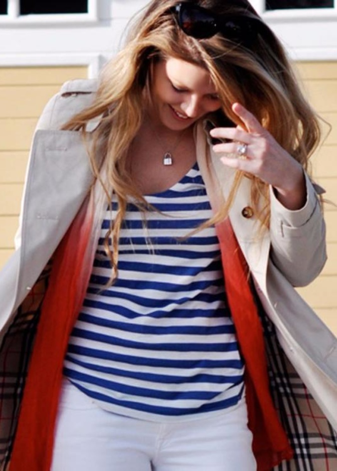 معطف بوربري لكِ