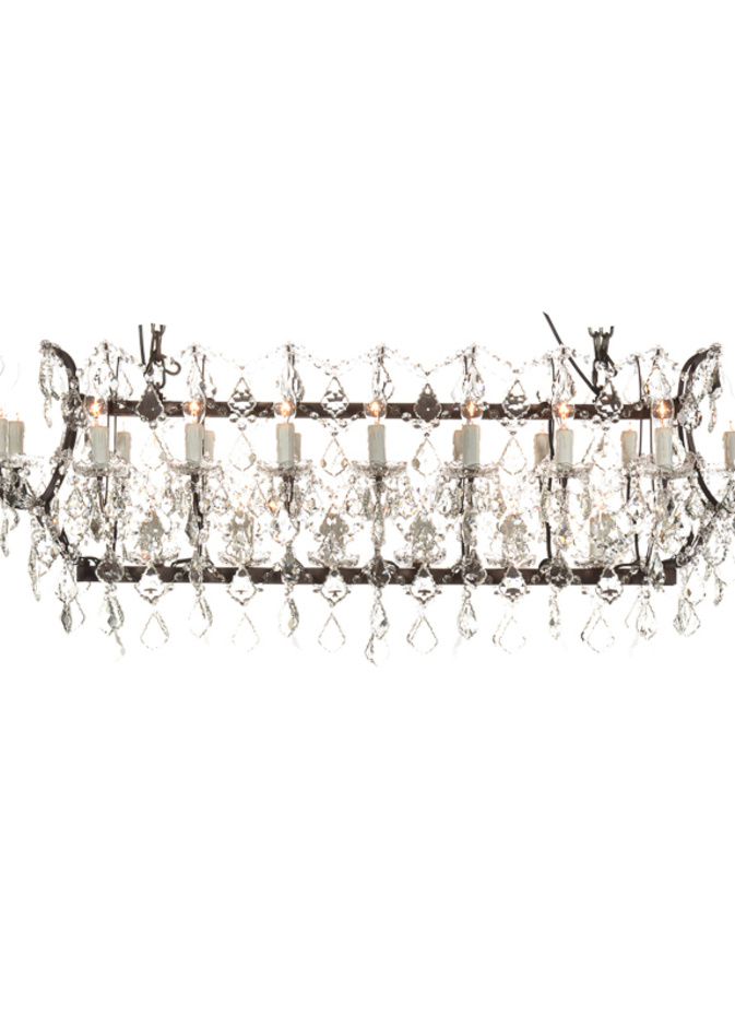 مارينا هوم تطلق معرض تيموثي أولتون في أبوظبي