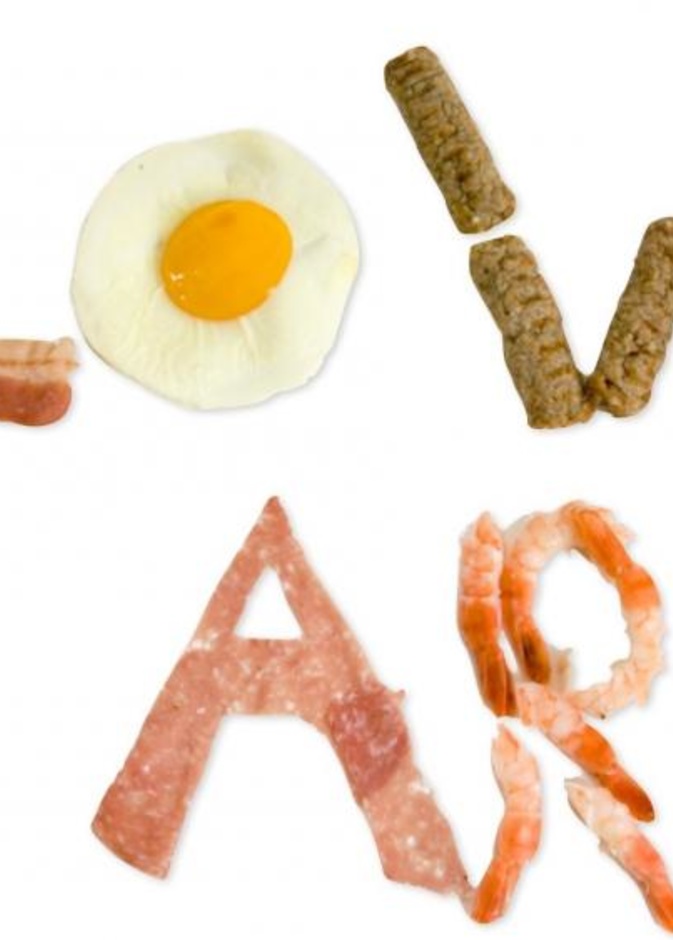 زيادة كمية البروتين من مصادره الحيوانية والنباتية مع تقليل الكربوهيدرات والنشويات