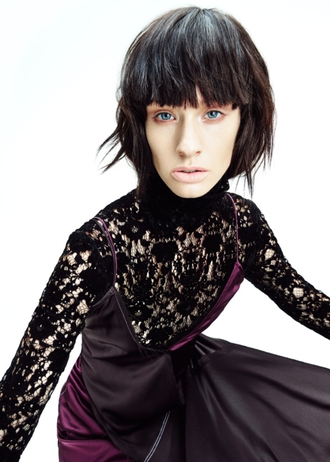 أزياؤك تنبض حيوية مع DKNY