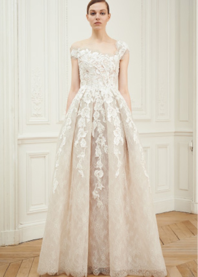 فساتين زفاف بلمسات ملكية من "رامي العلي"