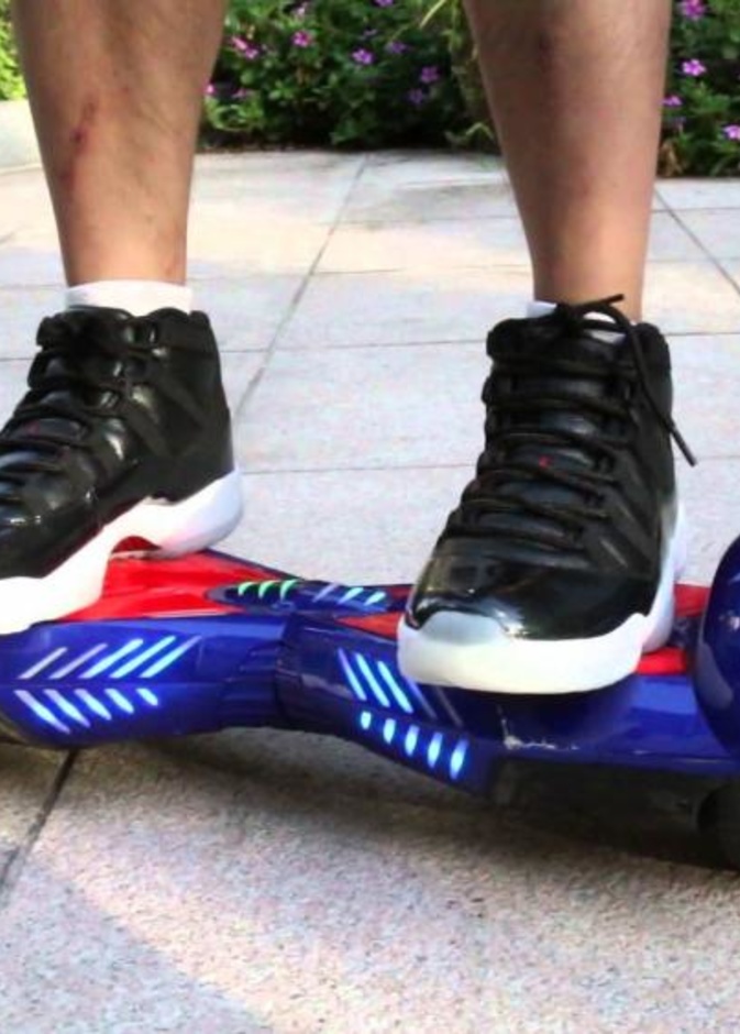 أسرة سعودية تنجو من إنفجار السكوتر الذكي