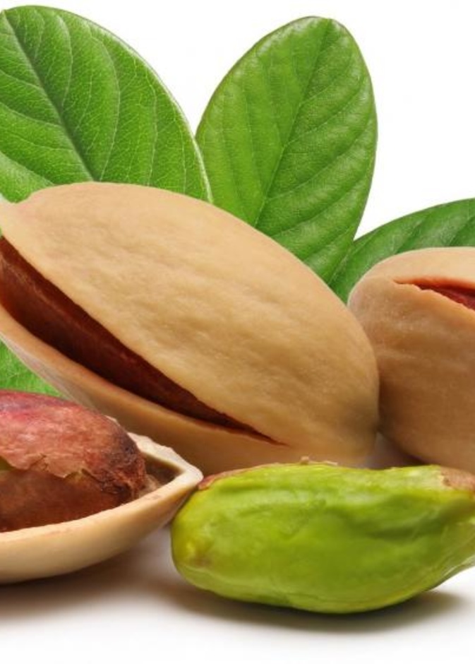 هذا ما يفعله الفستق بصحة الرجل