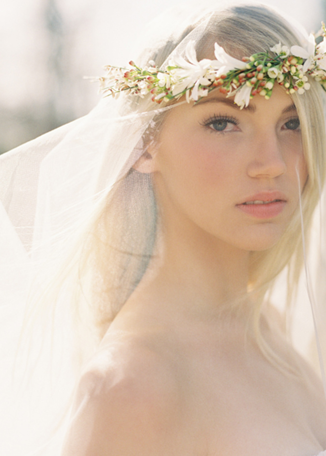 تعرفي على أبرز صيحات إطلالات الزفاف لعام 2016 