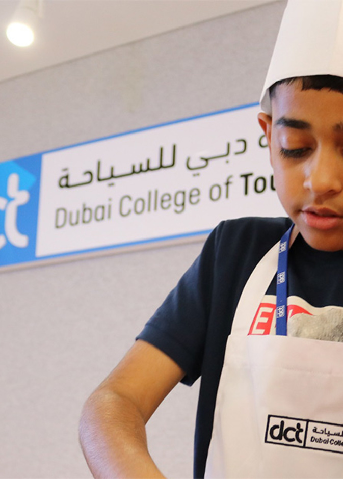 "كلية دبي للسياحة" تنظم المخيّم الصيفي في شهر يوليو المقبل